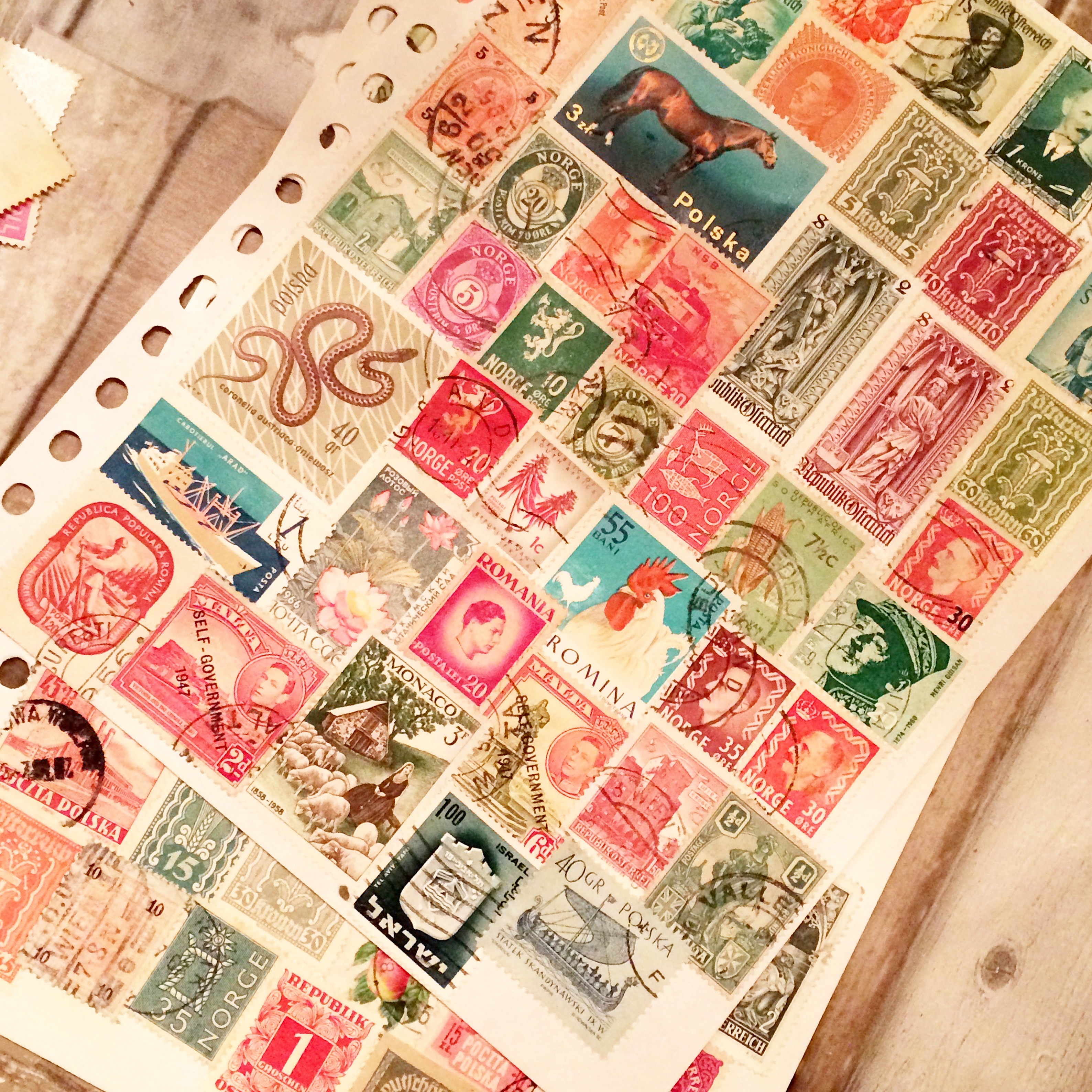 Postzegelkerstkaart van Sierou 3