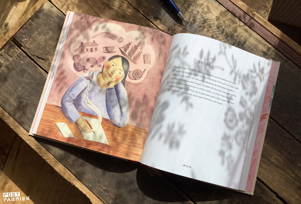 Een dubbele pagina uit 'Things to Look Forward To' van Sophie Blackall. Natuurlijk is één van de dingen waar je naar uit kunt kijken het schrijven van een brief.