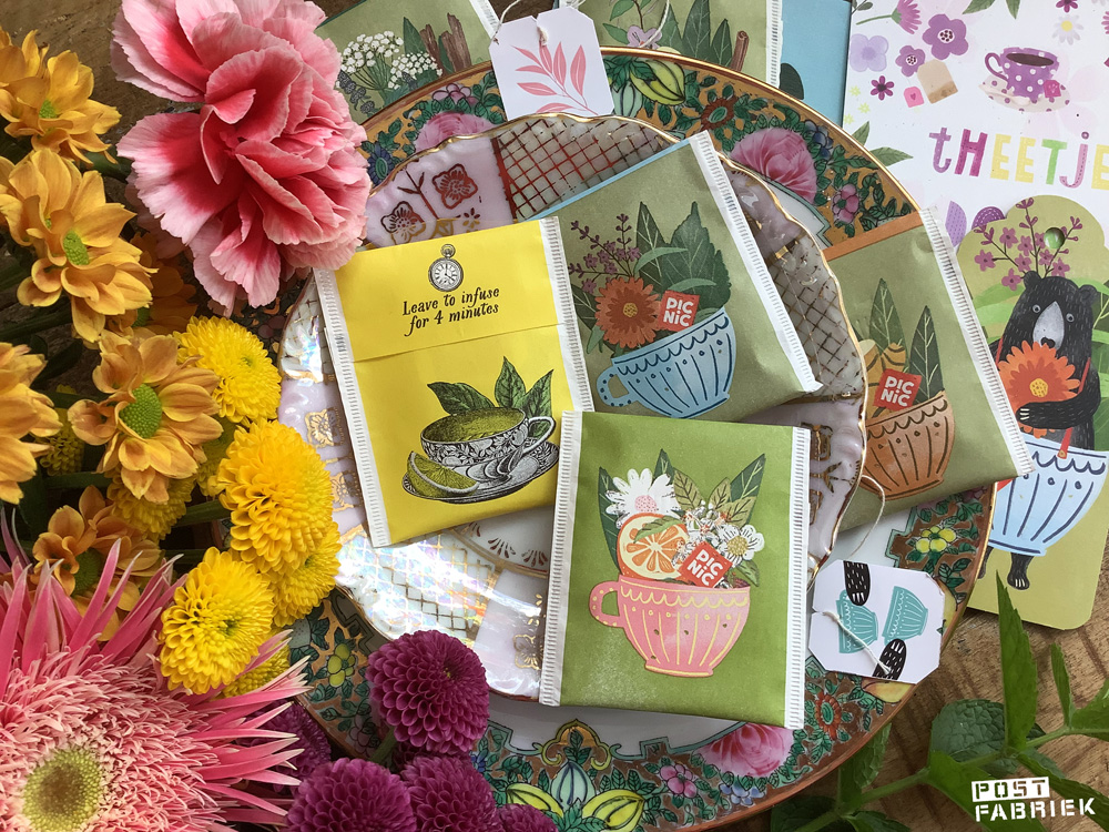 Verschillende theetjes van Picnic. Een mooi theezakje blijft een favoriet 
leuk kleinigheidje om mee te sturen met een kaart of persoonlijke brief.