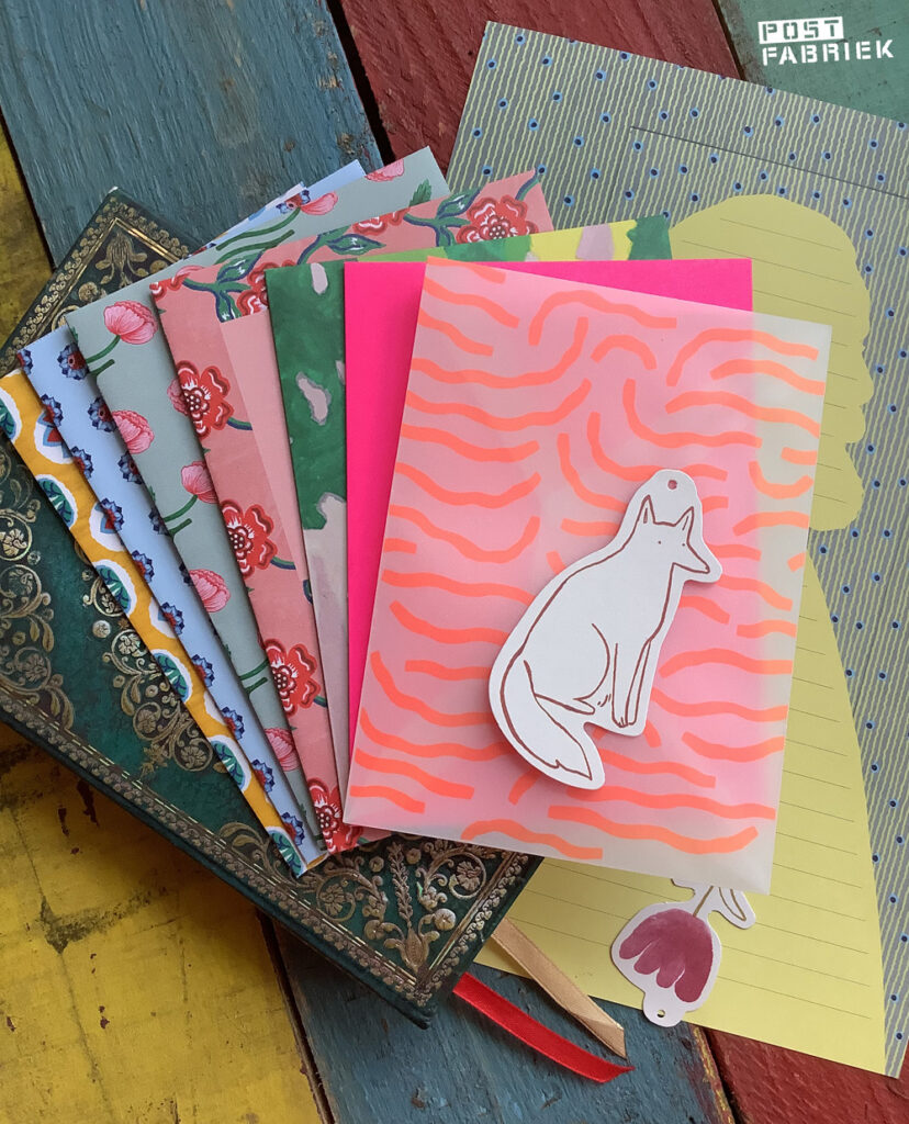 Envelopjes en ander papieren moois uit de nieuwste editie van het Flow Book for Paper Lovers.